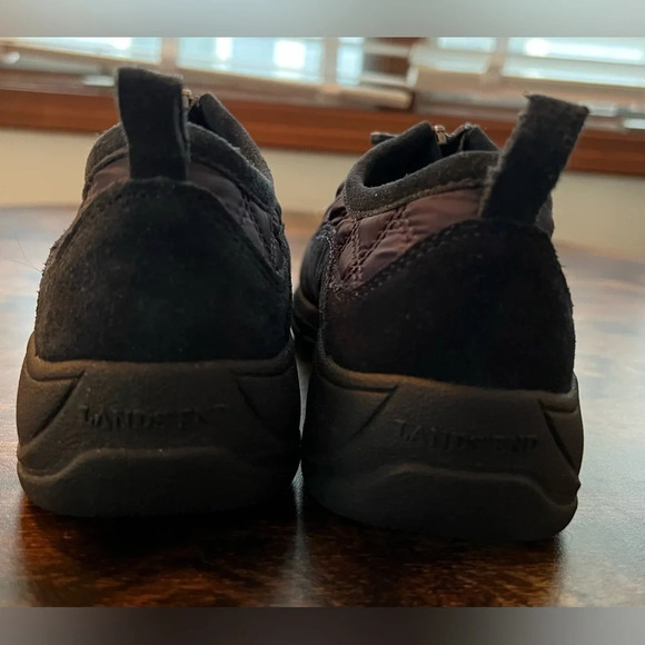 Lands End | womens zip moc shoes. Size: 7B - Picture 11 of 15